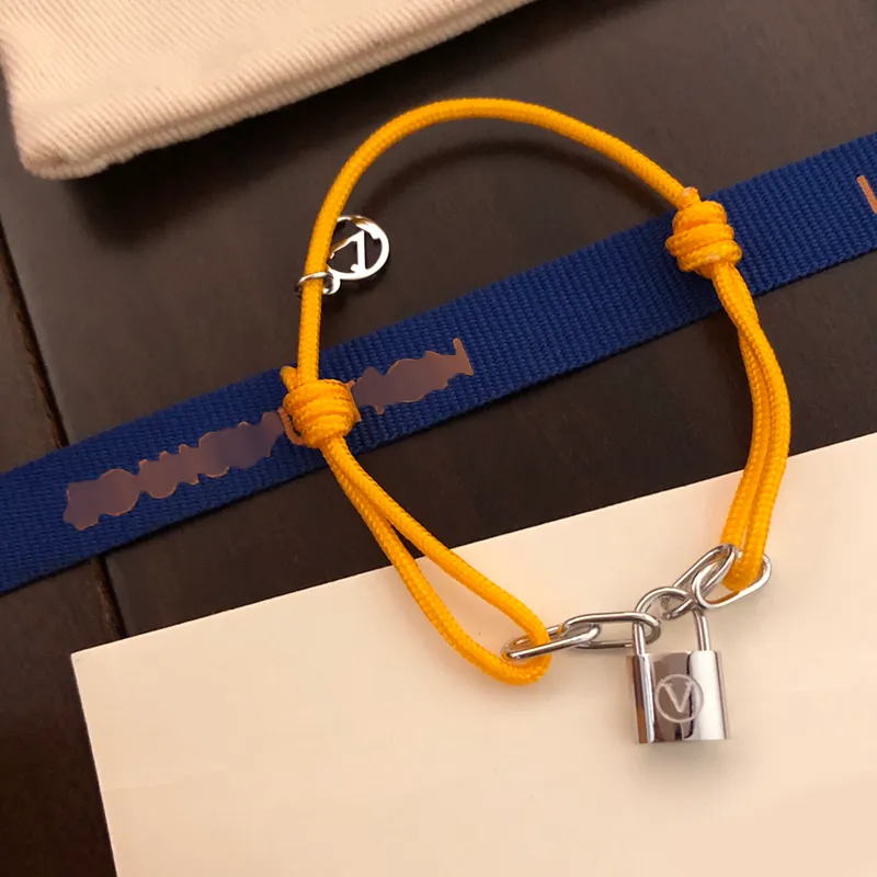 Bracelet de corde à main argenté Bracelets pour hommes de luxe Bijoux de créateurs pour couple Brand Classic Bangle Charm Lovers Jewelrys Gift CSD2405077