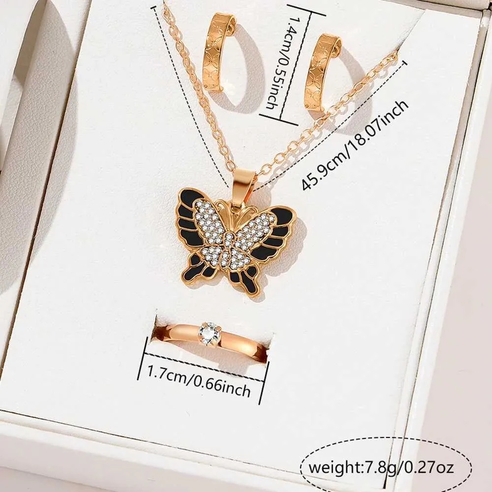Montres féminines / ensemble Simulation noire Simulation Pu Le cuir bracelet Butterfly élément de bijoux en quartz Gift pour les filles
