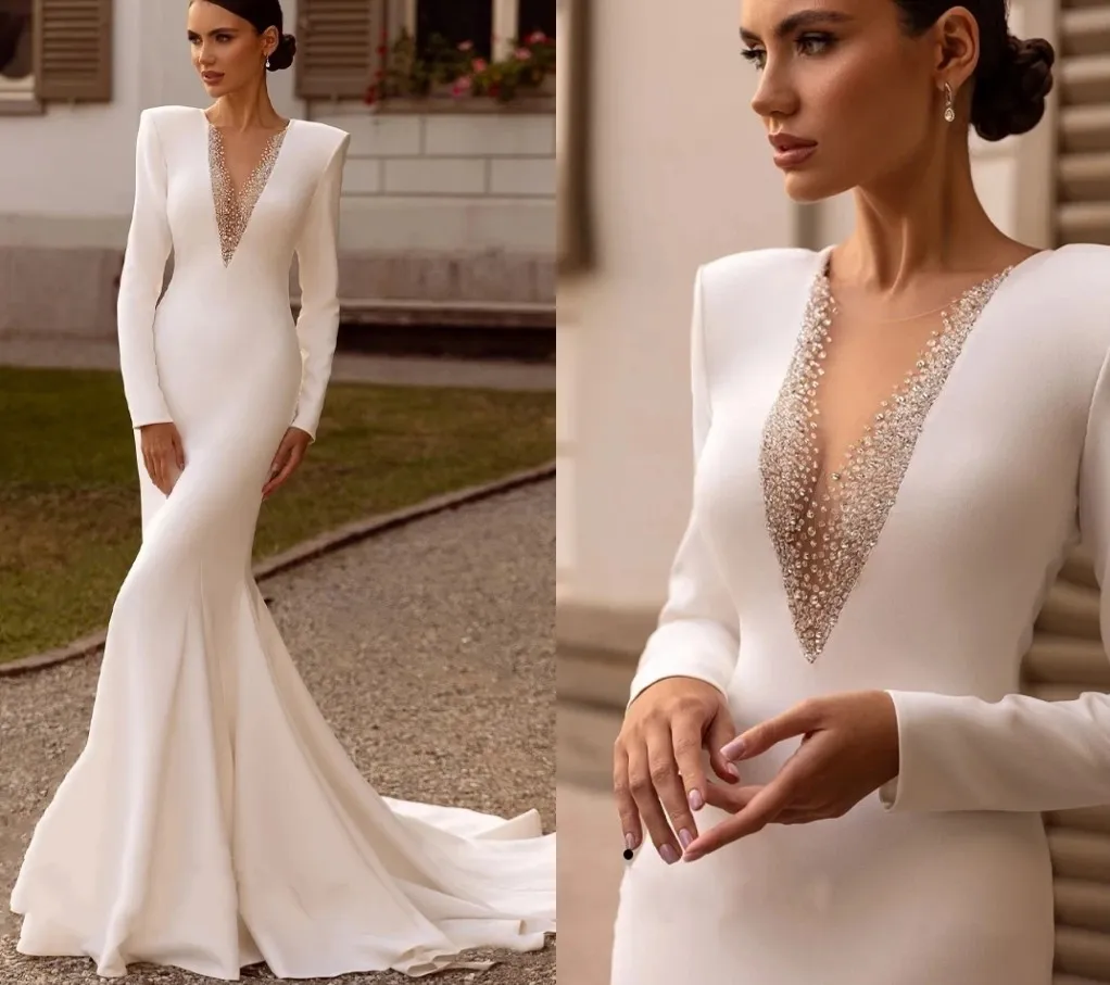 2024 Satin élégante robe de mariée en V V V