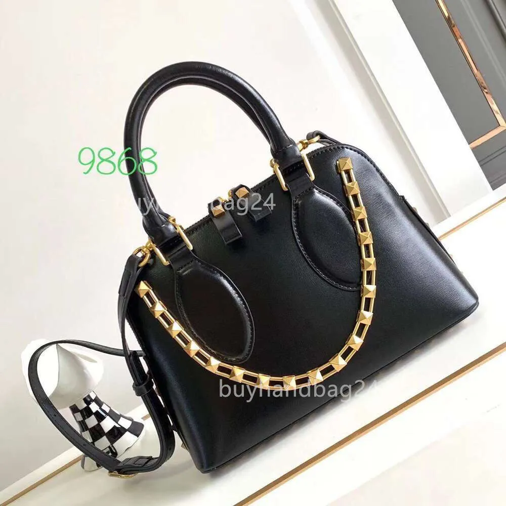 熱販売 DHgate.com:Genuine Leather Womens Shiny Hobo Handbag with ポケモンカードゲーム