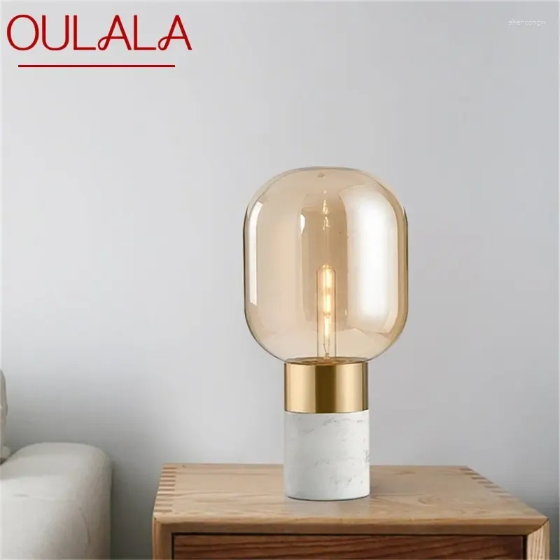 Tafellampen oulala Noordse eenvoudige creatieve lamp Modern Led Desk Lighting Decoratief voor thuisbedzijde