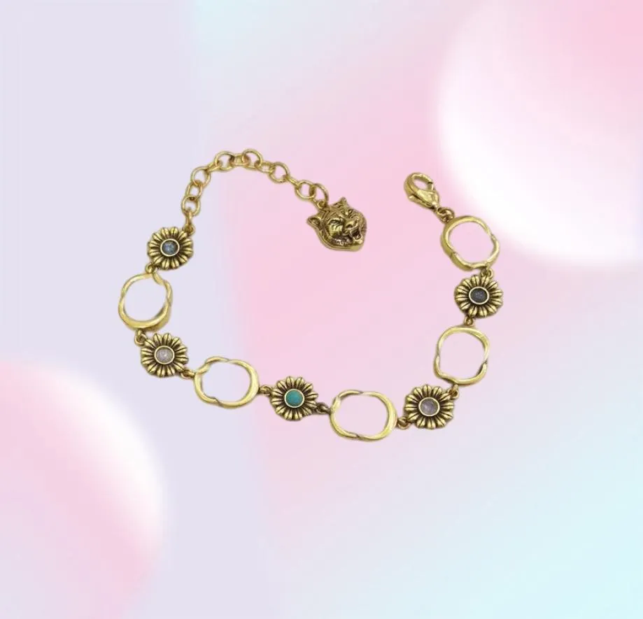 Bracelets de créateur de luxe élégant fashion or chaîne de femmes lettres diamant pendants fleurs bracelet collier de mariage bijoux 2640898