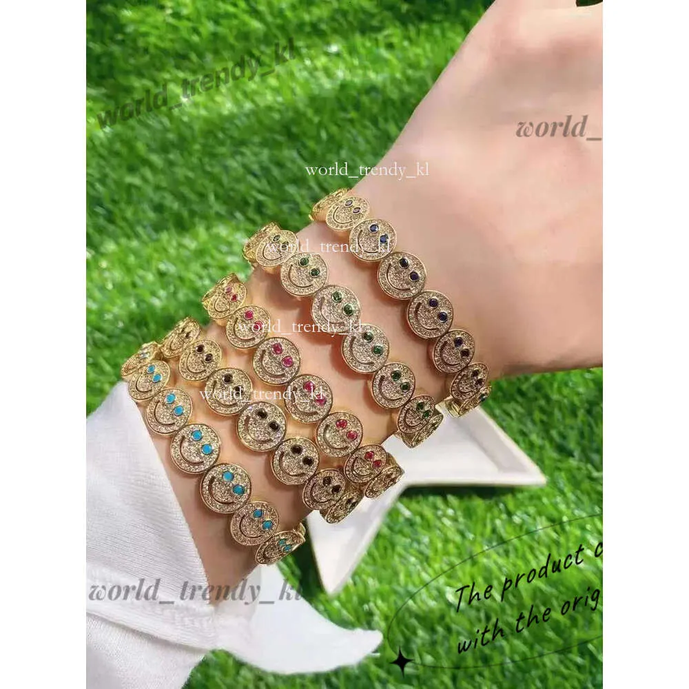 Designer High Quality Luxury Fashion Bangle 1pcs Gold Plated Simple Smile Smiley Face Charm Smile Critter Bracelet 884