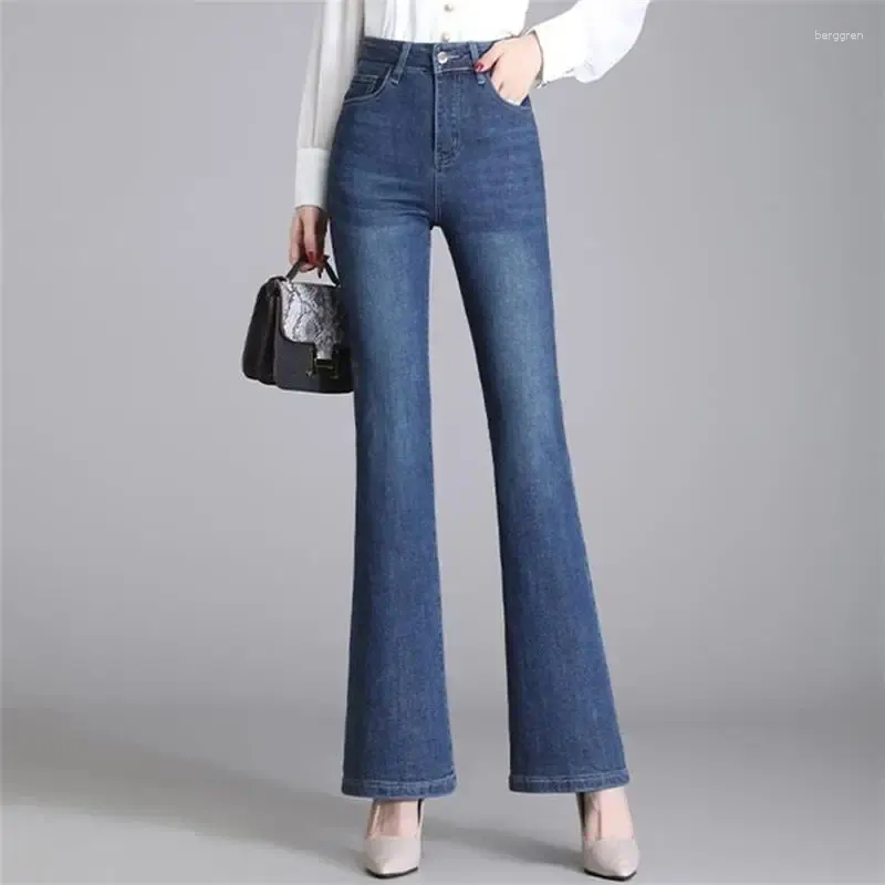 Jeans féminins 2024 Spring et été pour femmes micro-jumelles pantalons décontractés élastiques élastiques élastiques