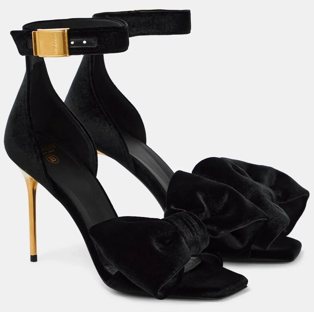 Mariage de mariée Uma Sandales Chaussures Femmes Open Square Toe Black Velvet Bow Metal Stiletto Talons Robe de fête Lady Party Gladiator Sandalias EU35-43 avec boîte