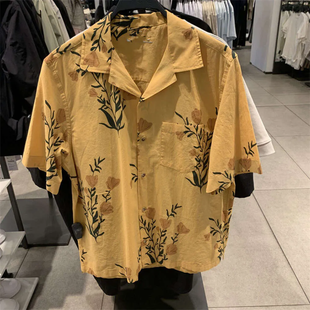 Mode sommar instagram stil ny avslappnad personlig tryck mäns korta ärmar high end stilig trendig outwear skjorta försök 166