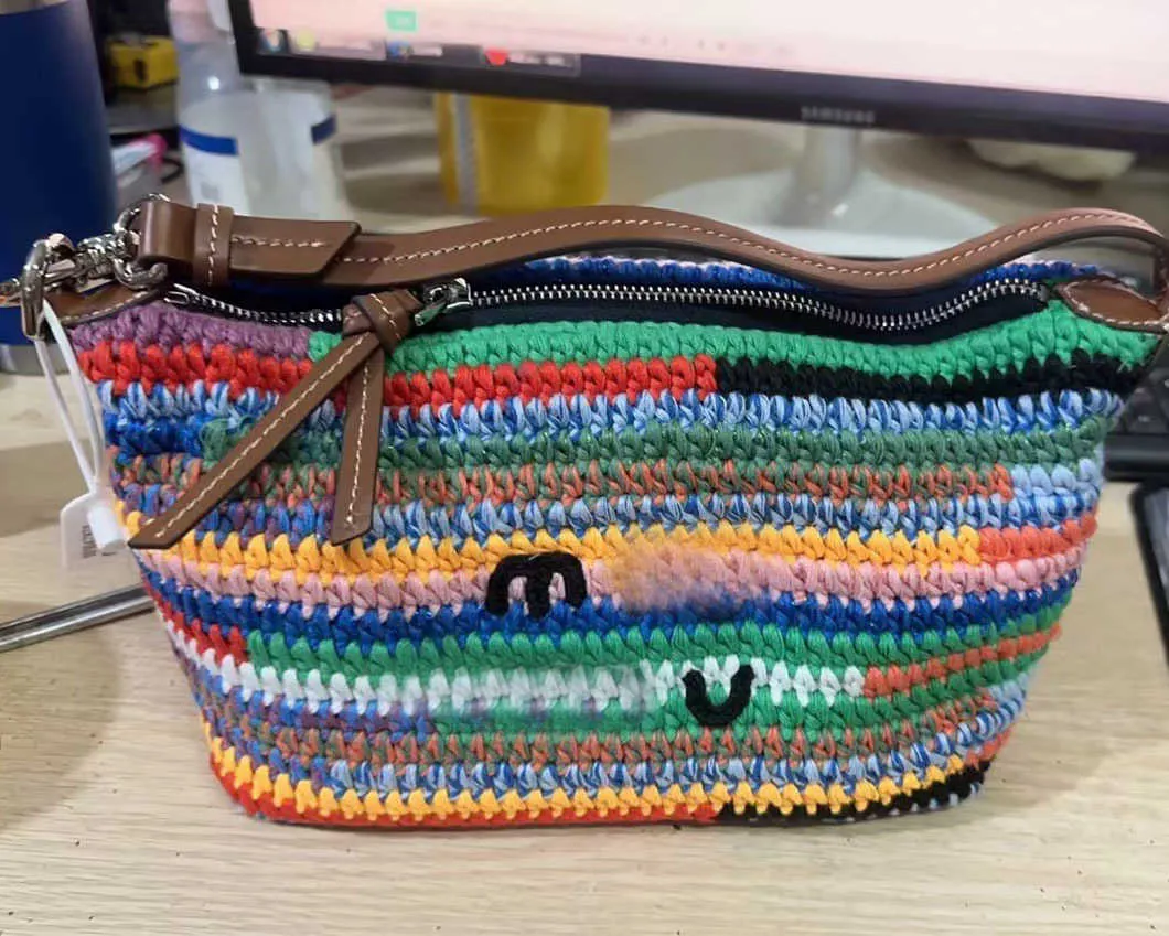 두 가지 버전 Rainbow 짠 크로스 바디 쇼핑 토트 브랜드 디자인 가방 가방 여성 지갑 지갑 240427