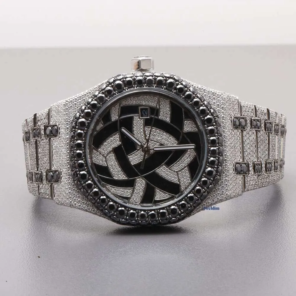 Hip Hop Diamond Watch s'améliore avec du diamant Moisanite fabriqué en acier Stainls spécialement digne pour les hommes atteints de clarté VVS