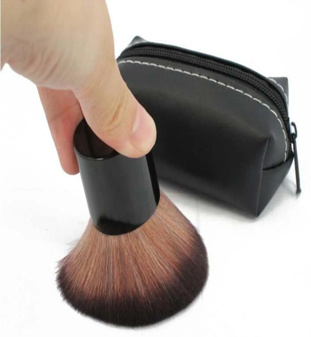 10 PCS de bonne qualité Vente la plus basse bonne maquillage Produits les plus récents 182 Brosse à rougissement en poudre avec sac en cuir1133436