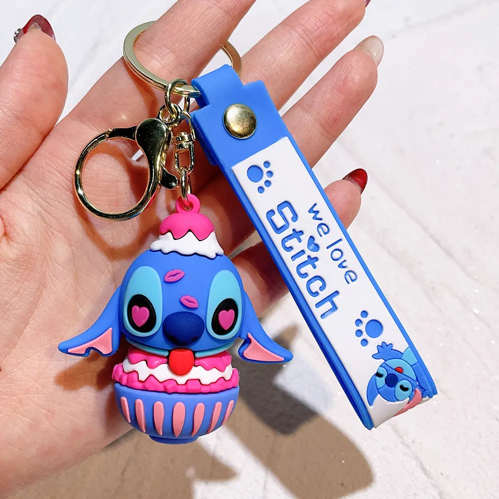 Fashion Cartoon Movie personnage Keychain Rubber and Key Ring pour sac à dos