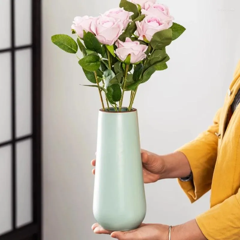 Вазы керамическая ваза гостиная рука