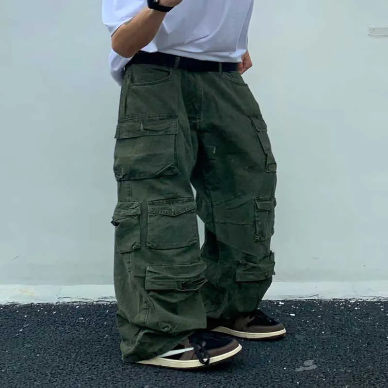 Men's Pants Spring Cargo Pants New Popular Rice White Multi Pocket Overalls Harajuku Stays Mens Loose Casual Trousers Straight SlippersL2405