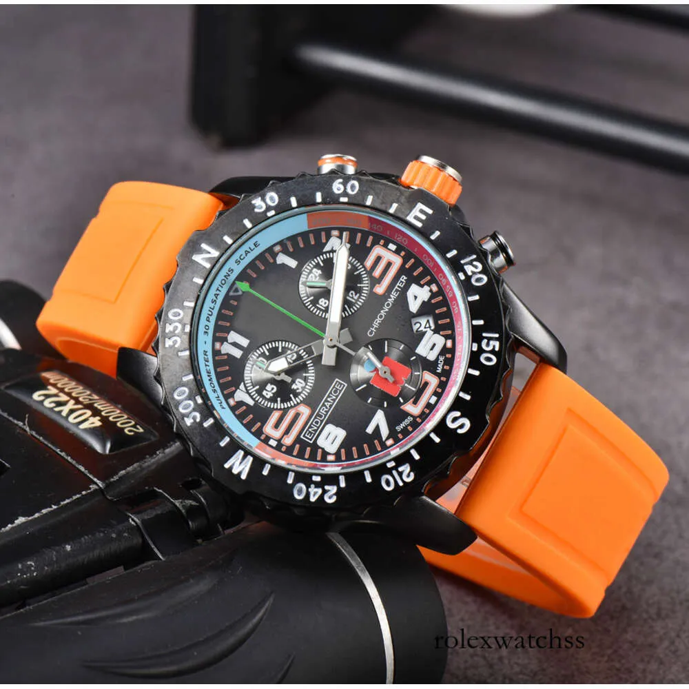 Fashion Full Brand Wrist Watches Men Men Male Malas Multifonction avec Silicone Band Quartz Clock BR 2935
