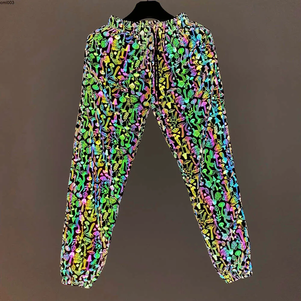 Мужские брюки красочные рефлексивные осевные грибы грузовые хип -хоп отражают легкую ночную пробежку одежды Lk1s