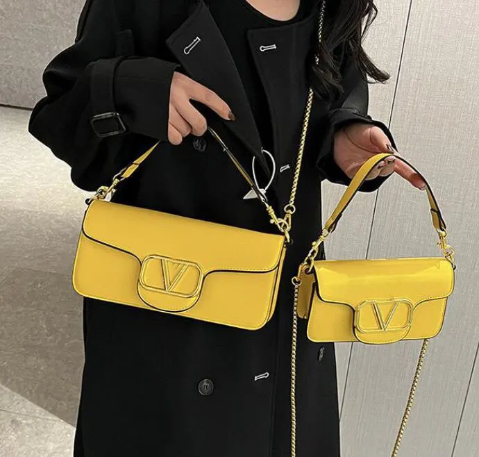 Роскошные бренд дизайнерские мешки на плечах мода v Письмовая сумочка кошелька винтажные дамы с твердым цветом кожаная сумочка дизайнерская сумка на плече