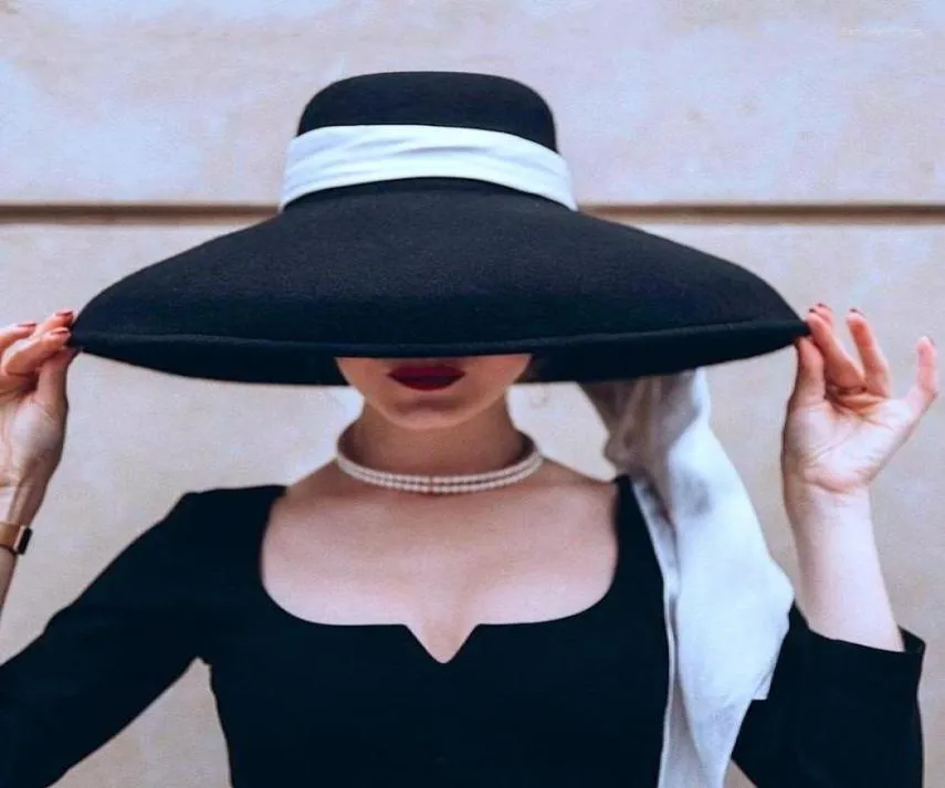 Berets Fashion Streetstyle Black Wide Bim Wol Embet Hat Vrouw Vintage Big For Women Looks op Audrey Hepburn3216457