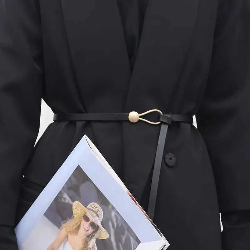 Riemen dunne tailleband dames decoratieve jas passen modieus en veelzijdige zwart overhemd shirt trui taille cinching kleine riem y240507