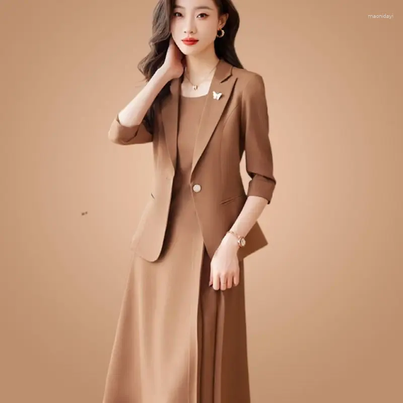 Abiti da lavoro Donne blazer primaverili vestiti da due pezzi set da ufficio coreano Lady Butterfly Jackets Outfit Autocarri graziosi da lavoro