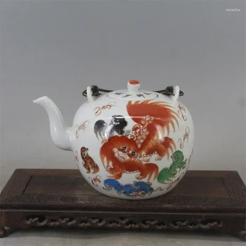 Bottles Chinese Famille Rose Porcelain Qing Tongzhi Lions Design Teapot 5.20 Inch