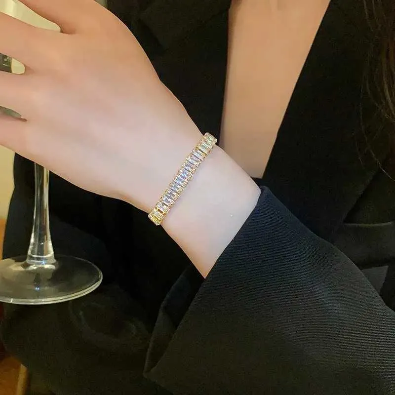Adjustable Rhinestone Bangle Bracelet With Zircon For Women_voghion.com
