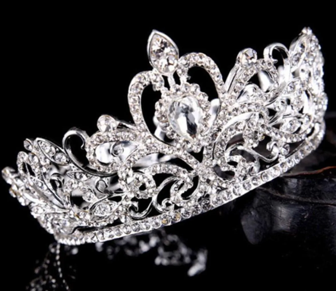 2021 PAGEANT QUINCEANERA CONTURE DEL MATRIE PER DONNE BLING SINESTONE BEAWEDE GIETTOLI PERIENI A CAPIERE MAGLIE ABITÀ DELLA PARTITA DELLA PARTY8287548