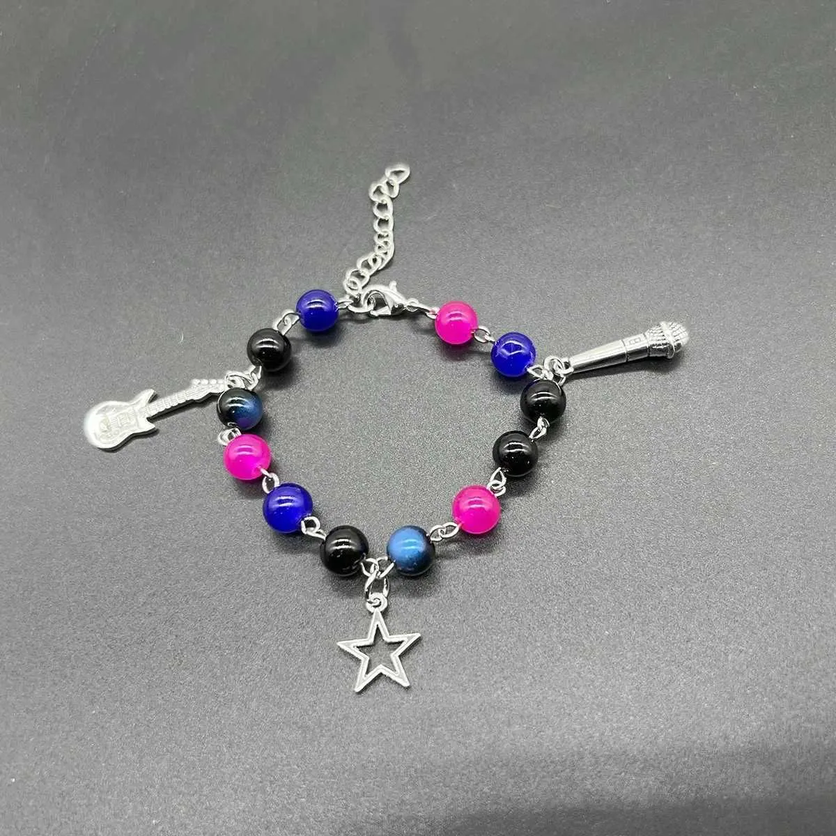 Braccialetto 2 pezzi/set Moda Coppia Perline Bracciale Tv Girl Abbinamento Chi Davvero Si Prende Cura Album Ispirato Bracciali Amici Gioielli_voghion.com