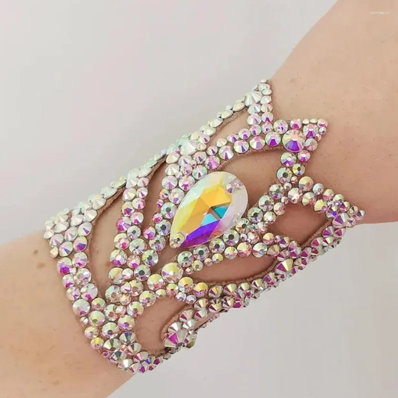 Bracelets de charme bracelet bracelet creux de dance creuse bracelet femme décoration de poignet 2024