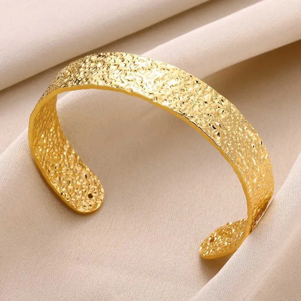 Charm Bracelets Exquisite Classic Bump Pattern Openning Bangles For Women Cuff Bracelet Gold Color Stainless Steel Hand_ipsvogv.com