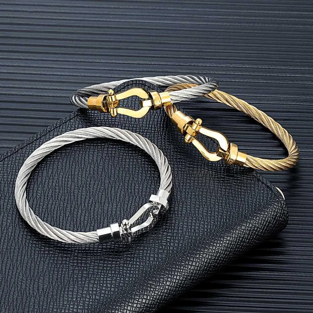 Chain Fashionable horseshoe buckle bracelet mens stainless steel cable bracelet handcrafted creative mens brand jewelry J240508