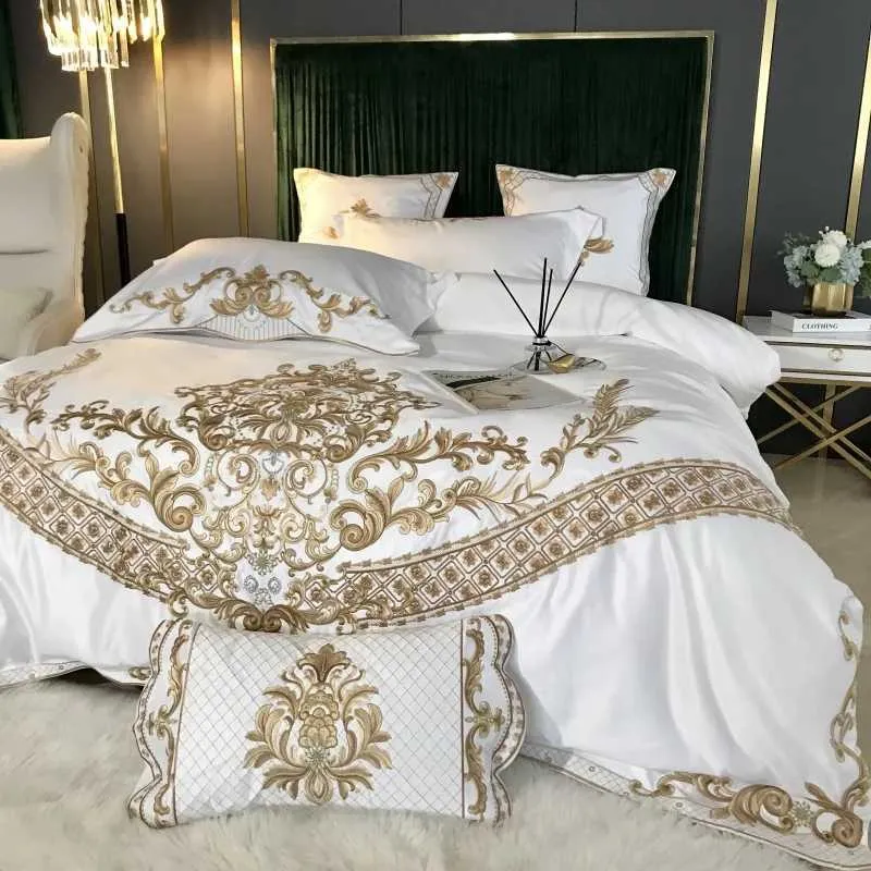 Bedding Sets Luxury White 60s Satin Cotton Cotton Royal Gold Gold Bordado 4/5pcs Bedding macio e liso lençóis de cama de edredom de edredão travesseiros J240507