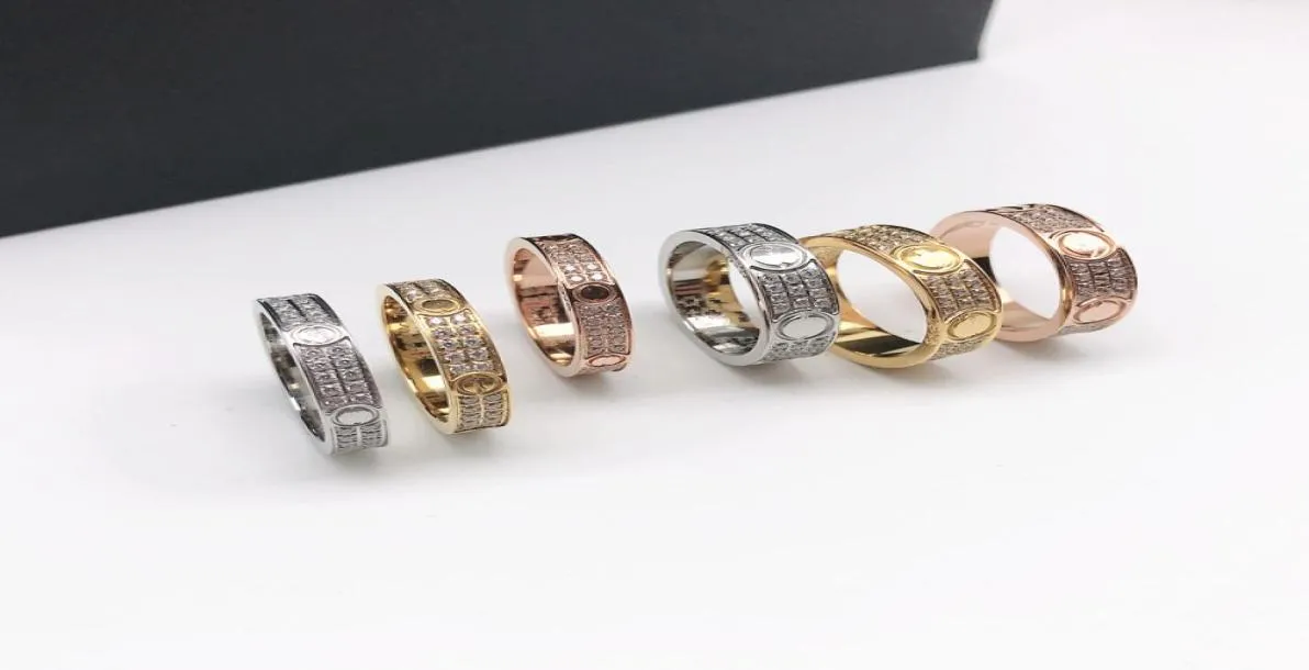 Full Diamond Designer Love Ring Gold Band Rings Acciaio Titanio per uomini Donne Rose Gold Rings for Lovers Couple gioiello WEDD5819792
