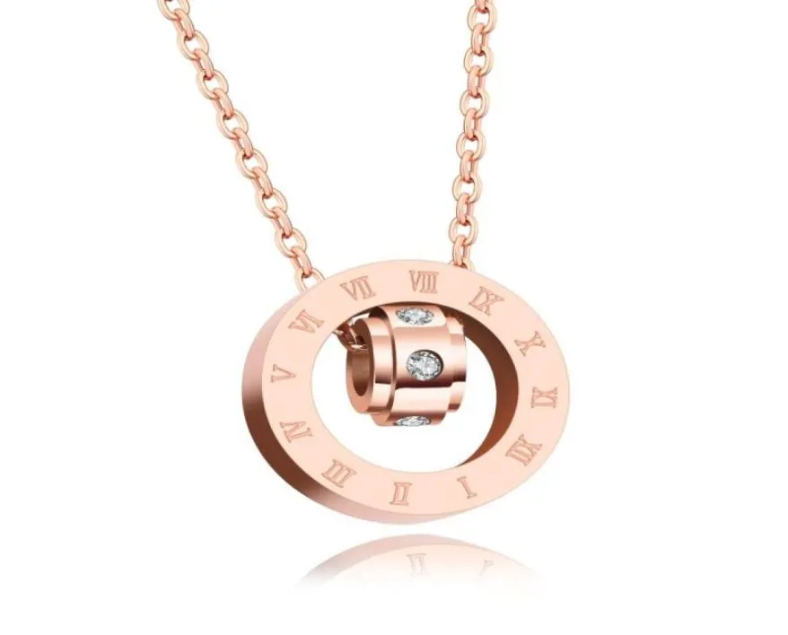 Roue de bonheur Colliers de pendentif zircon gâteau numérique romain rose or charmant accessoires de créateurs femmes filles acier inoxydable J6774174