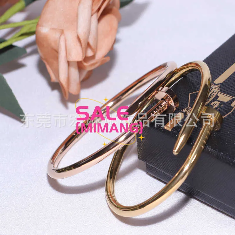 Designer Cartres Bangle Creative nail bracelet for men and women Japanese Korean versions simple personalized titanium steel rose gold niche fashion versatile HP7