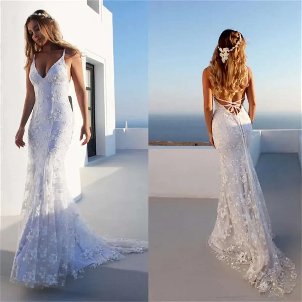 Sirène spaghetti bretelles robes blanches romantiques appliques robe de mariée perlée avec train de balayage