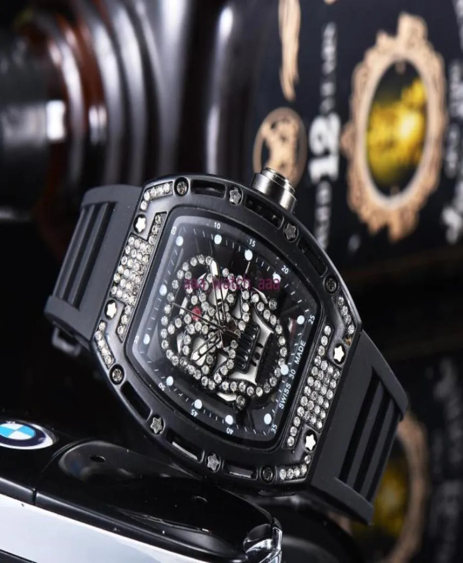 Роскошные Quartz Watches Корпус из нержавеющей стали 6 -контактные секунды резиновые наручные часы мужские часы9388212