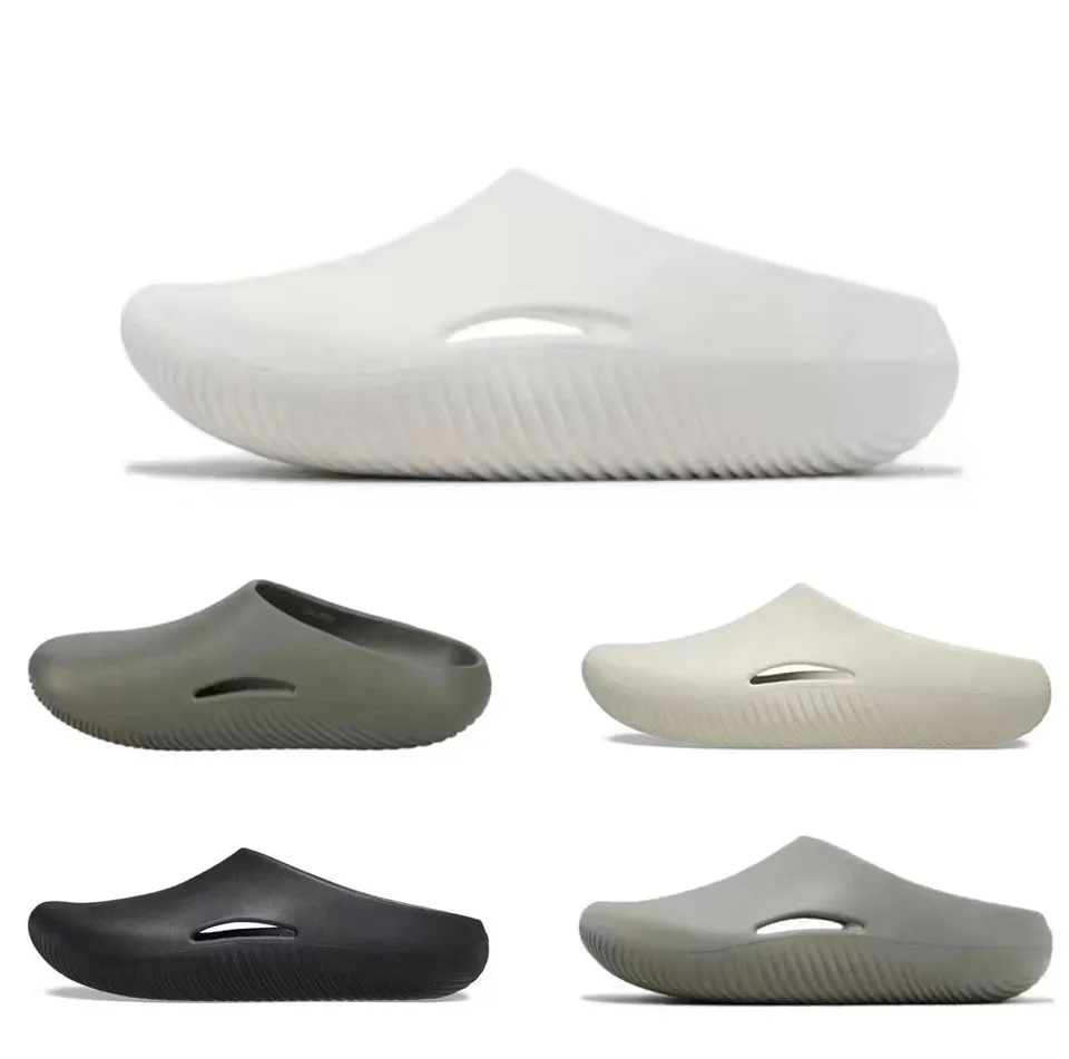 2024 Pantoufles d'été Men des femmes Sandales Designer Slides Place Place Flat Classic Outdoor Taproofing Chaussures