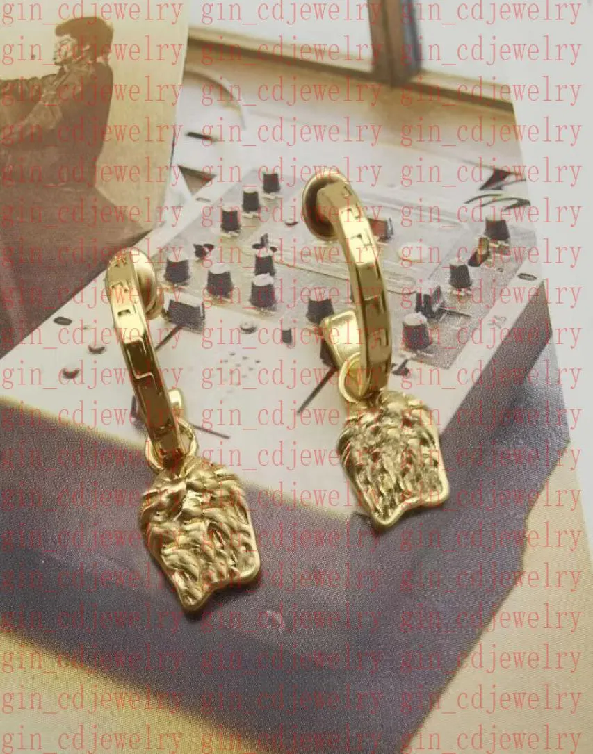 Boucles d'oreilles créatrices de mode V Letter Banshee Head 18K Gold plaqué femme VE11 Charm4483766