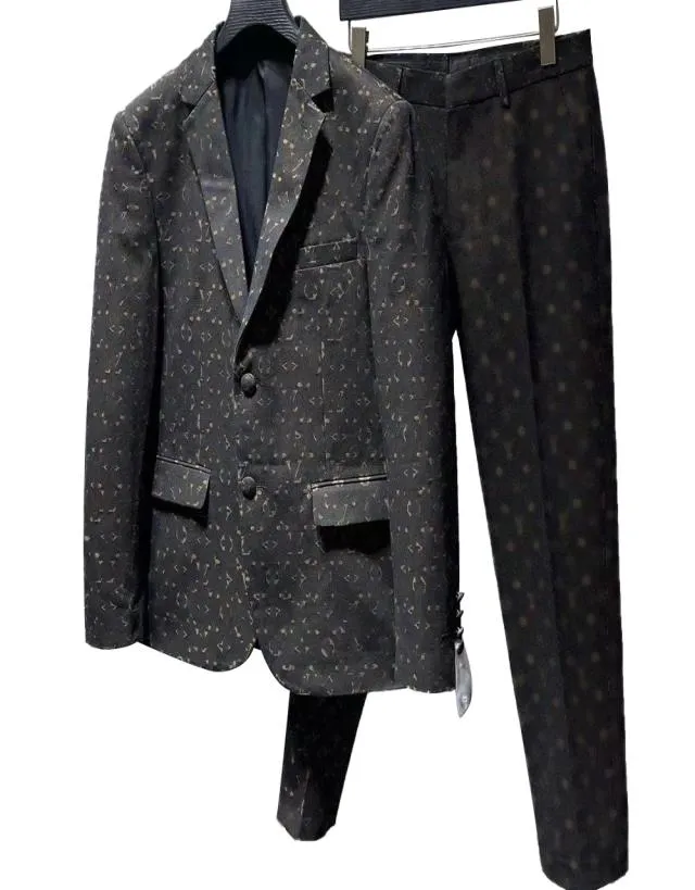 2023 Designer Fashion Men039S Suit Suit Coat Men039S Stylist Letter Brodery Långärmad Leisure Party Wedding Dress Suit Suit 1217688