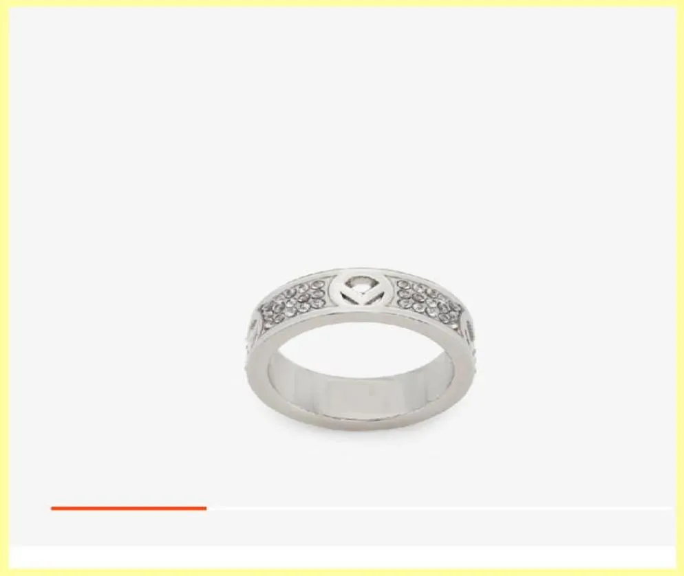 مصمم الأزياء خاتم الذهب الفضي مع مصممي المجوهرات الفاخرة مربع الماس ارتباطات حلقات الحب للمرأة الجديدة 215274915