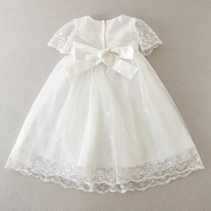 Dopklänningar Ny baby flicka klänning dusch vit spets party bröllop prinsessan kläder 0-24m Q24050711