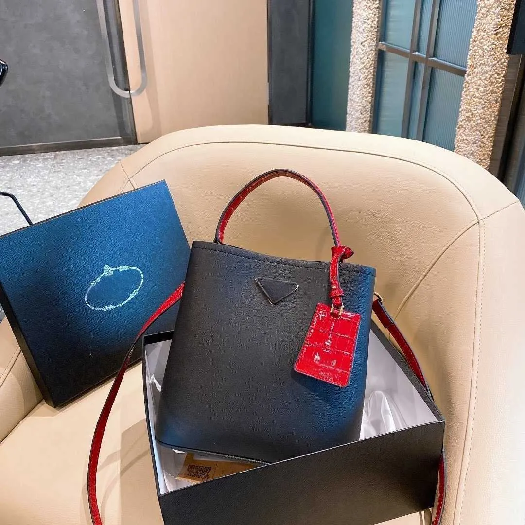 Sacchetto di marca BASSAGGIO BASSO FASHIFFICA Portafoglio portate portatetto in pelle Spalla Messenger che trasporta borsa da donna BASS