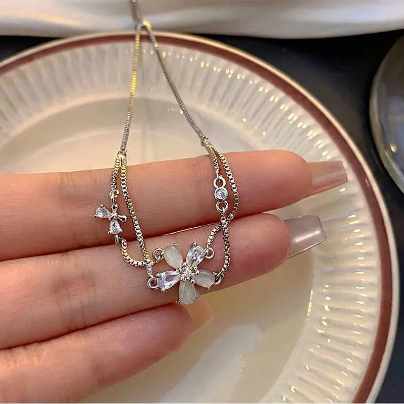 Bracciale a fiore in cristallo e zirconia per donna bracciale doppio_voghion.com