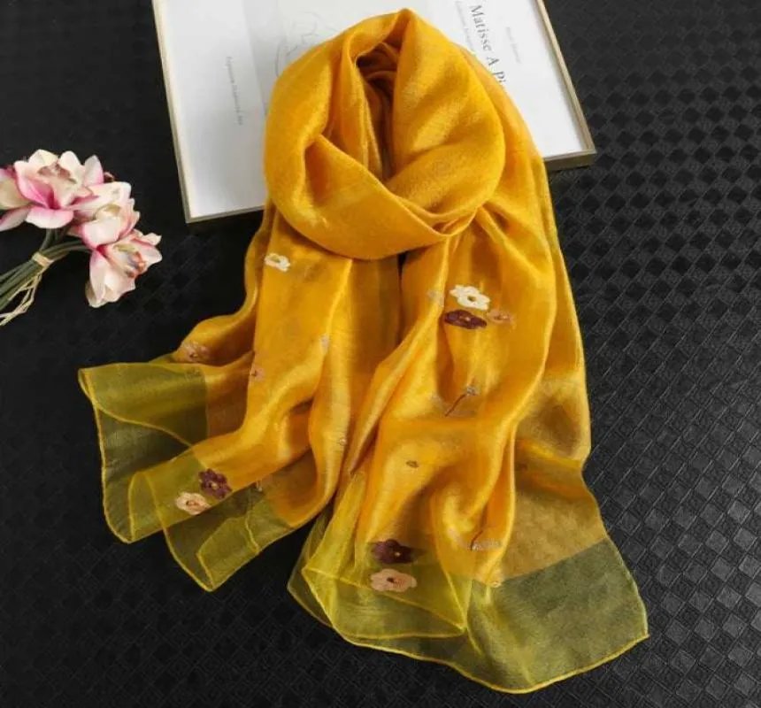 Broderie florale écharpe en soie pour les femmes Real Silk and Wool Winter Scarves châles Hijab Wraps Bandana Foulard Stoles4354544