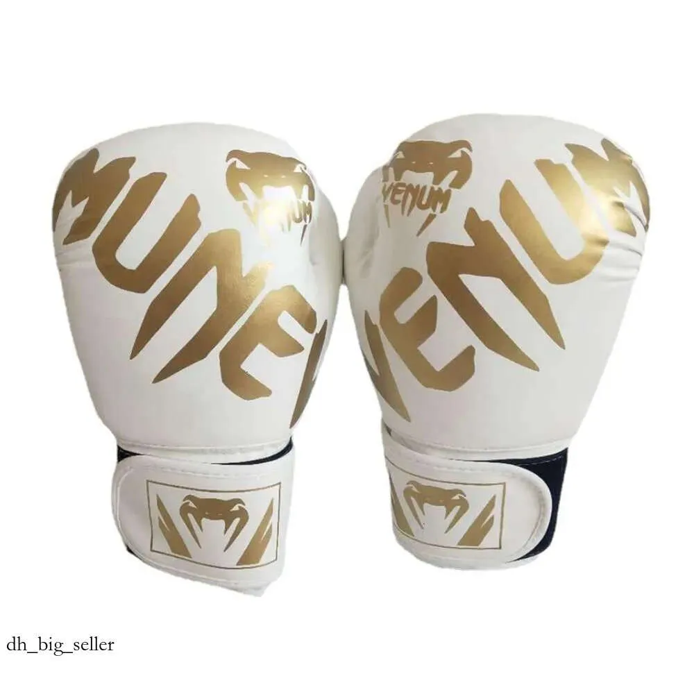 Venum Protective Gear Boxing Gloves البالغين أطفال الرمال الرمل تدريب MMA Kickboxing تمرينات تجريب Muay Thai 136