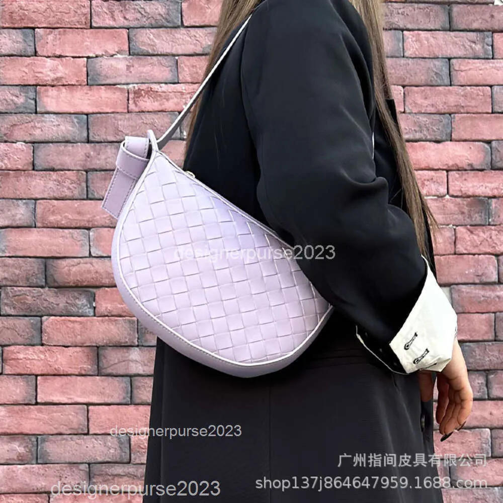 Armpit mini Sunrise Designer Shoulder Bag Women Purse Single Bags Leather Weaving mångsidig modetrend Half Wrist Moon Shaped Dumpling Il0j