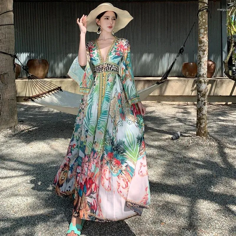 Robes décontractées piste élégante fleur d'été mousseline de mousseline de vacances maxi robe femme sexy