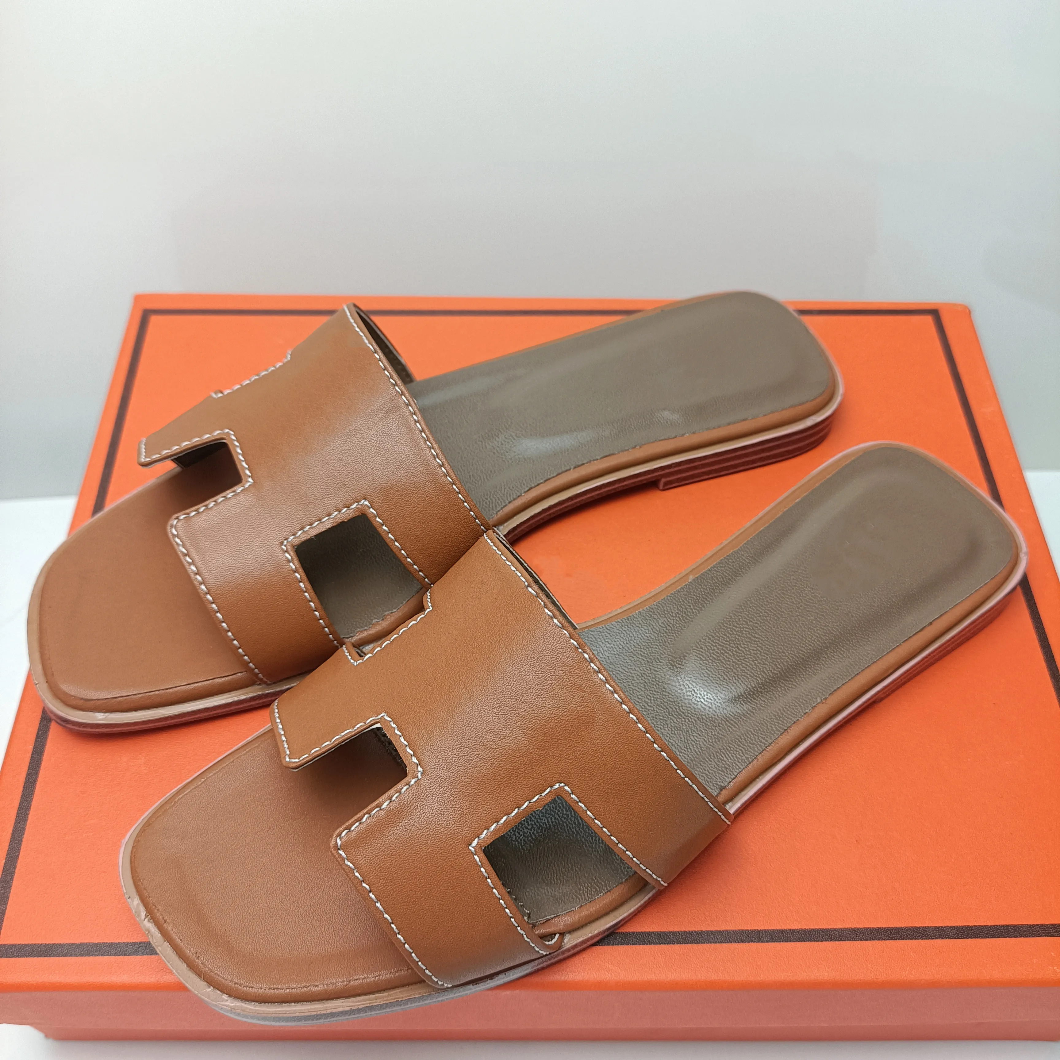 Designer Slifors Sandals Summer Women's Luxury Casual Beach Sandals Flat Flat Sandals Lefu Scarpe Lefu Sandals Designer Sandals 35-42