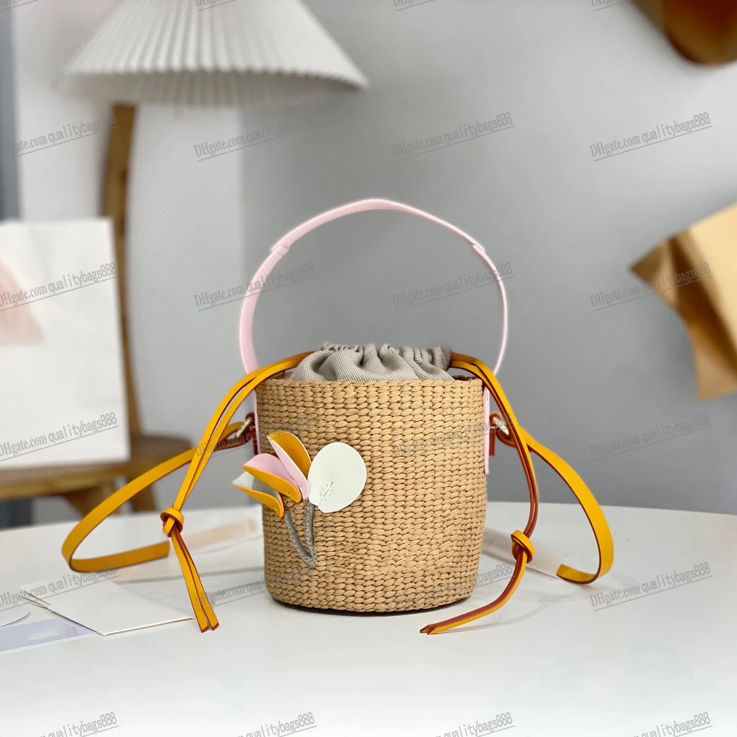 DHgate.com:Luxury Woven Drawstring Bucket Bag for Women Top