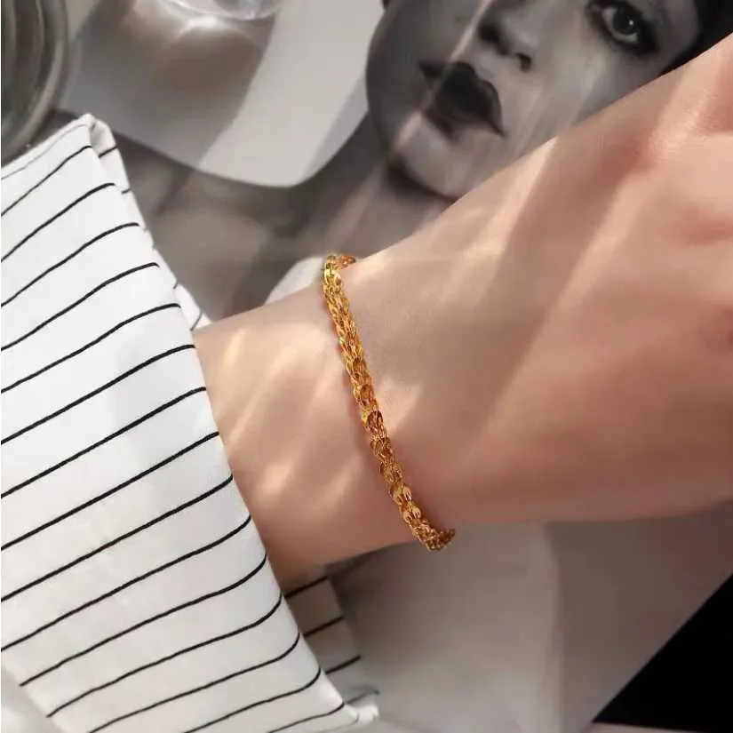 Gold Chain Bracelet Minimalist Feather Bangle Stainless Steel_voghion.com