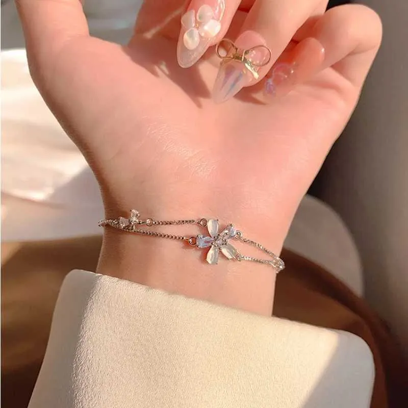 Bracciale a fiore in cristallo e zirconia per donna bracciale doppio_voghion.com